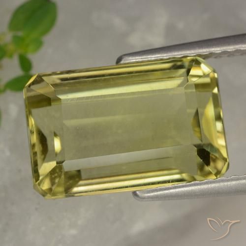 6.42ct Натуральный Палевый Кварц, Изумрудная огранка, VVS-VS
