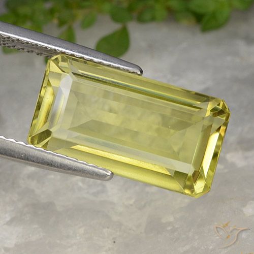 9.35ct Натуральный Средний желтый Кварц, Изумрудная огранка, VVS-VS