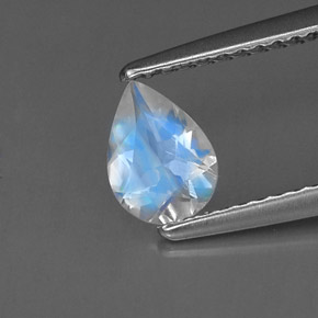 0.52 карата, натуральный Сине-белый Радужный лунный камень, Форма груши, VVS-VS