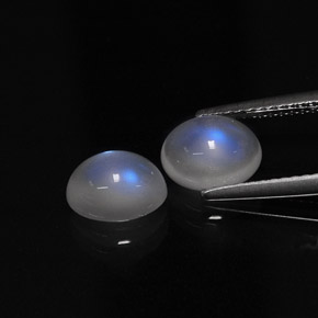  карата, натуральный Сине-белый Радужный лунный камень, Огранка Овал, Полупрозрачный