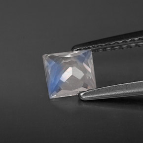 0.56 карата, натуральный Сине-белый Радужный лунный камень, Квадрат, Чистота VS