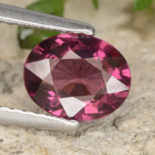 1.39ct Натуральный Темно-пурпурный Родолит Гранат, Овал, Чистота VS