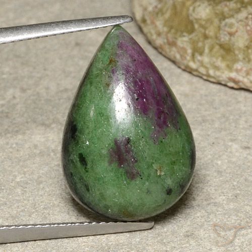 15.77ct Натуральный Многоцветный Рубин-Цоизит, Форма груши, Непрозрачный