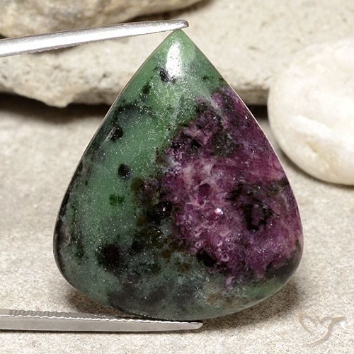 38.75ct Натуральный Многоцветный Рубин-Цоизит, Форма груши, Непрозрачный