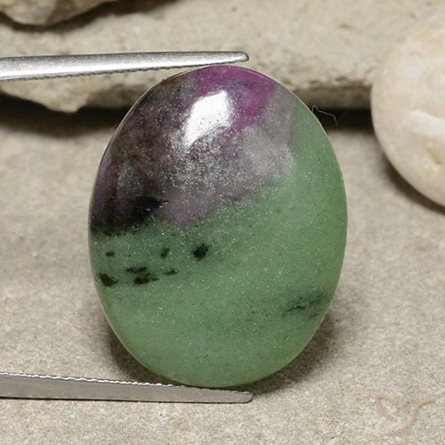 27.80ct Натуральный Многоцветный Рубин-Цоизит, Овал, Непрозрачный
