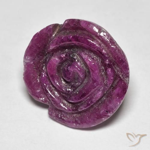 15.77 карата, натуральный Medium Dark-Purple Рубин-Цоизит, Огранка Цветок, Непрозрачный