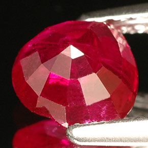 Натуральный красный рубин 1,26 карата форма сердца, VS-SI