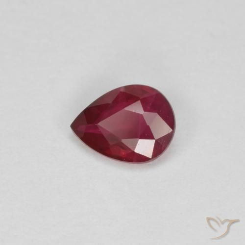0.30ct Натуральный Темно-красный Рубин, Форма груши, VS-SI