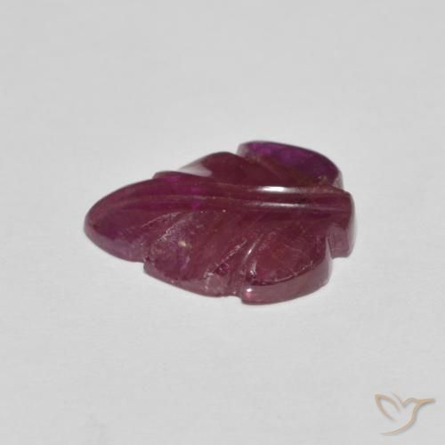 4.64 карата, натуральный Medium Dark-Purple Рубин, причудливая, Непрозрачный
