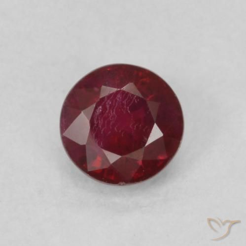 0.31ct Натуральный Темно-красный Рубин, Круглый, SI