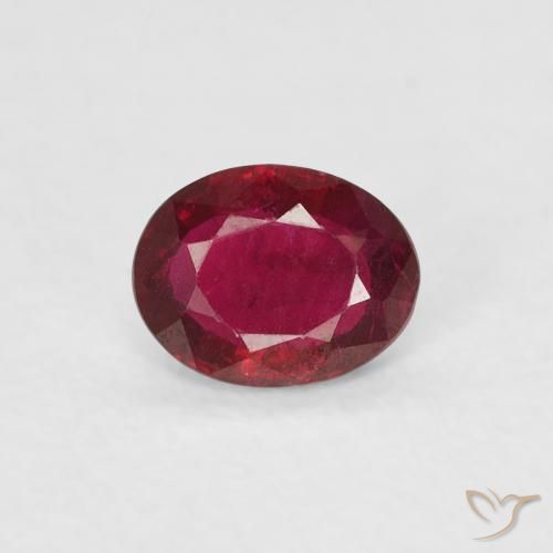 0.38ct Натуральный Темно-красный Рубин, Овал, VVS-VS