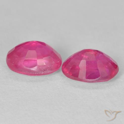 3.70 карата, натуральный Medium Dark-Pink Рубин, Овал, VS-SI