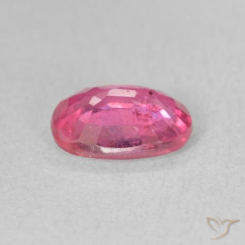 1.63 карата, натуральный Medium Dark-Pink Рубин, Овал, VS-SI