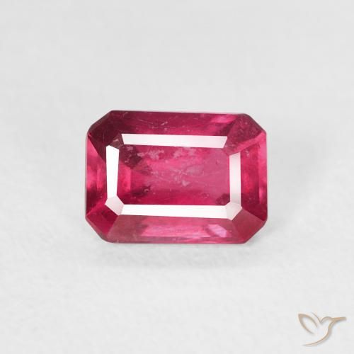 1.08ct Натуральный Глубокий красновато-розовый Рубин, Изумрудная огранка, Чистота VS