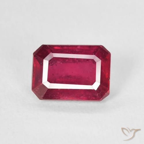 1.32ct Натуральный Medium Dark-Red Рубин, Изумрудная огранка, Чистота VS