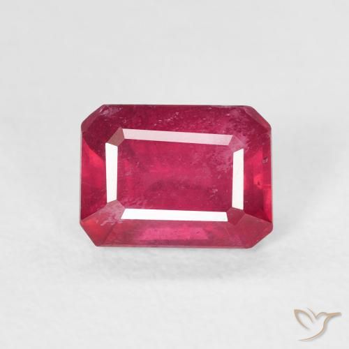 1.59ct Натуральный Medium Dark-Red Рубин, Изумрудная огранка, Чистота VS
