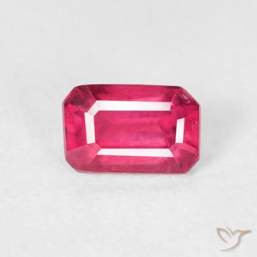 0.98ct Натуральный Розовато-красный Рубин, Изумрудная огранка, Чистота VS
