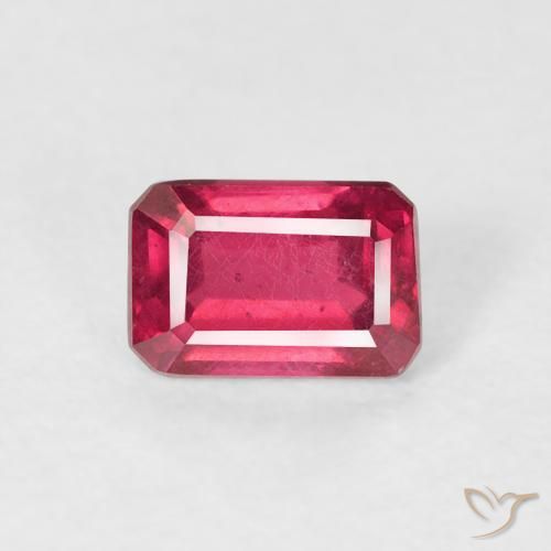 0.90ct Натуральный Розовато-красный Рубин, Изумрудная огранка, Чистота VS