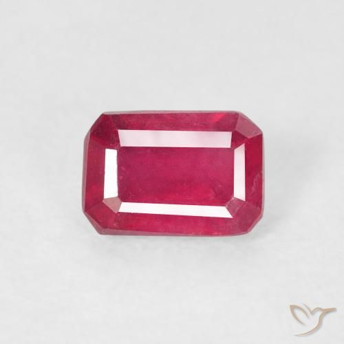 0.90ct Натуральный Розовато-красный Рубин, Изумрудная огранка, Чистота VS