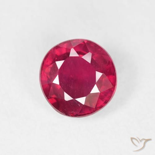 0.89ct Натуральный Средний красный Рубин, Круглый, Чистота VS