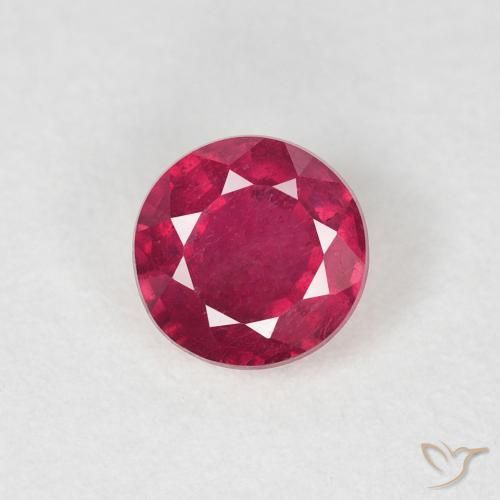 0.81ct Натуральный Средний красный Рубин, Круглый, Чистота VS