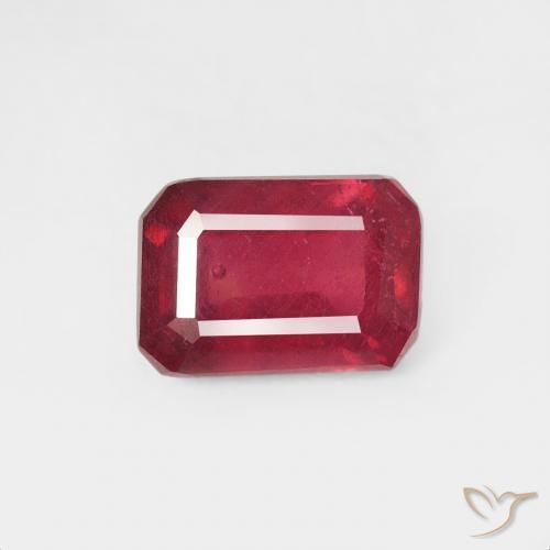 0.84ct Натуральный Глубокий малиновый Рубин, Изумрудная огранка, Чистота VS