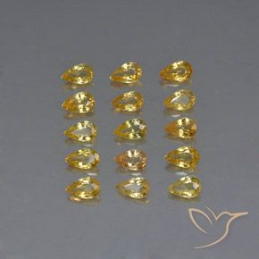 Натуральный жёлтый сапфир 3,73 карата форма груши, VVS-VS