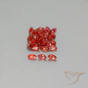 Натуральный оранжевый сапфир 3,18 карата маркиз, VS-SI