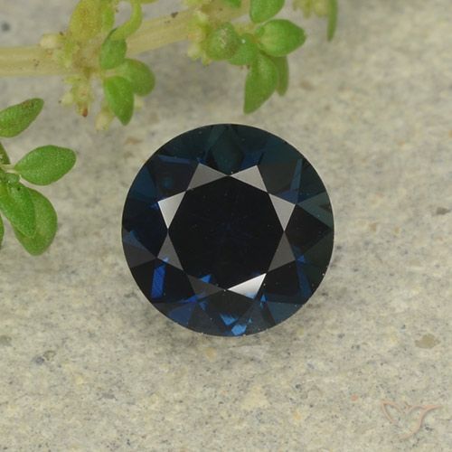 0.63ct Натуральный Черновато-синий Сапфир, Круглый, VVS-VS