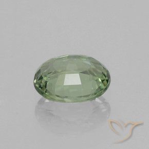 0.83 карата, натуральный Medium Light Green Сапфир, Овал, VVS-VS
