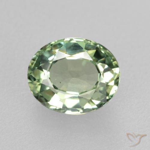 0.76ct Натуральный Medium Light Green Сапфир, Овал, VVS-VS