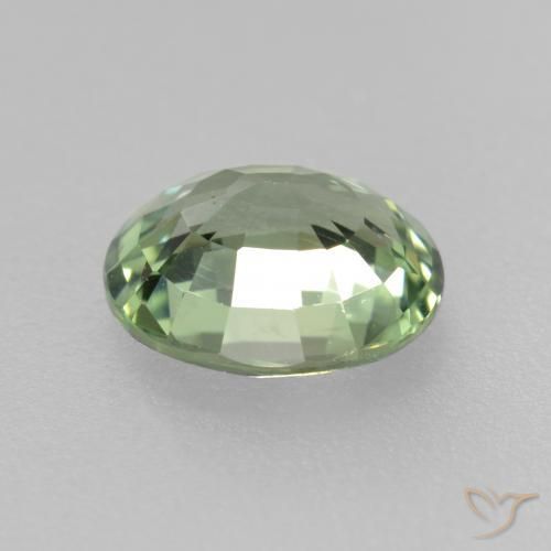 0.76 карата, натуральный Medium Light Green Сапфир, Овал, VVS-VS