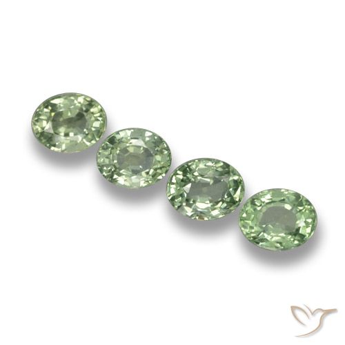 3.42ctw Натуральный Medium Light Green Сапфир, Овал, VVS-VS