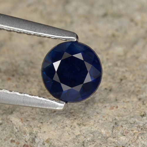 0.65ct Натуральный Темно-синий Сапфир, Круглый, VVS-VS