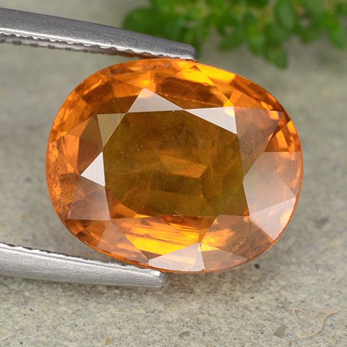 6.70ct Натуральный Средне-темно-оранжевый Сапфир, Овал, VS-SI