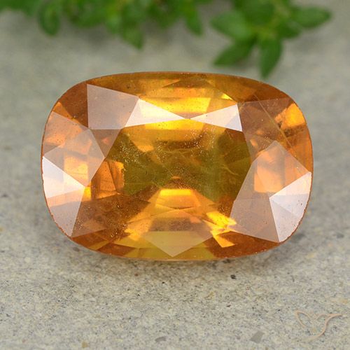 6.35ct Натуральный Глубокий оранжево-золотой Сапфир, Подушка, VS-SI