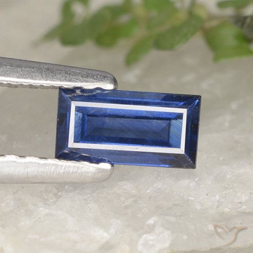 0.51ct Натуральный Темно-синий Сапфир, Огранка Багет, Чистота VS