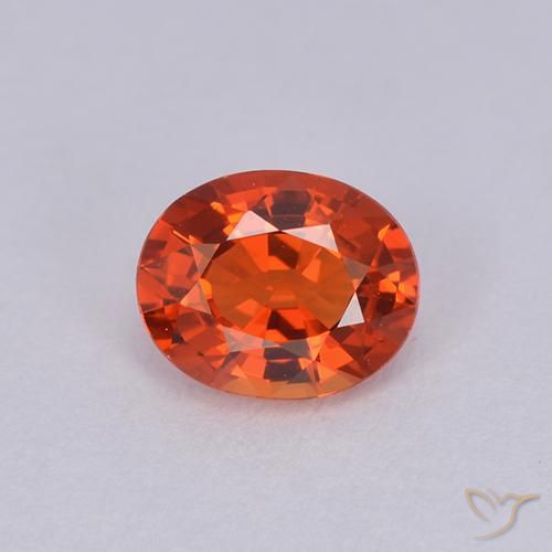 0.88ct Натуральный Ярко-малиновый красный Сапфир, Овал, Чистота VVS