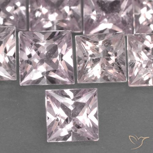 0.42ct Натуральный Кораллово-розовый Сапфир, Квадрат, Чистота VS
