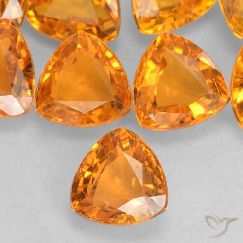 0.67ct Натуральный Средний апельсин Сапфир, Триллион, VVS-VS