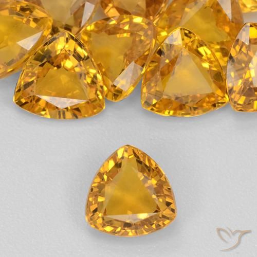 0.62ct Натуральный Темно-золотой Сапфир, Триллион, VVS-VS