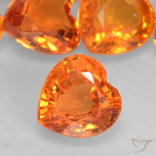 0.51ct Натуральный Огонь Оранжевый Сапфир, Сердце, VVS-VS