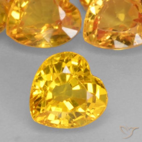 0.51ct Натуральный Среднее золото Сапфир, Сердце, VVS-VS