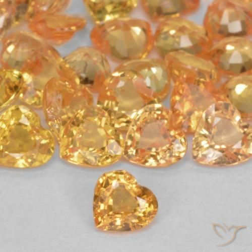 0.25ct Натуральный Оранжево-золотой Сапфир, Сердце, Чистота VS