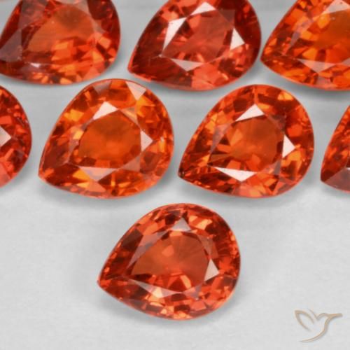 0.43ct Натуральный Ярко-красный Сапфир, Форма груши, VVS-VS
