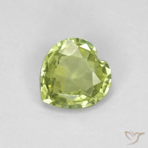 0.37ct Натуральный Теплый зеленый Сапфир, Сердце, Чистота VVS