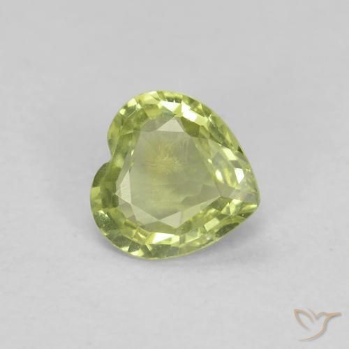 0.37ct Натуральный Светло-зеленовато-желтый Сапфир, Сердце, Чистота VVS