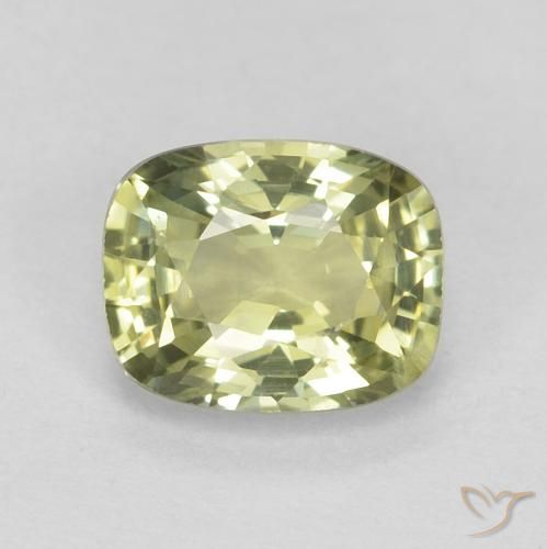 0.67ct Натуральный Светло-грушевый зеленый Сапфир, Подушка, VVS-VS