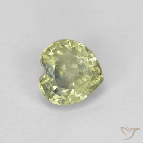 0.57ct Натуральный Бледно-салатовый Сапфир, Сердце, Чистота VS