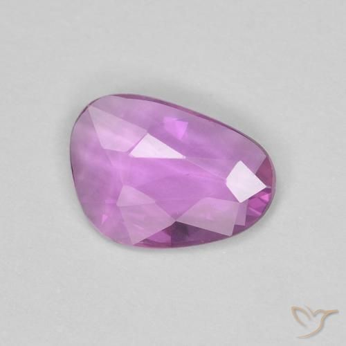 0.60ct Натуральный Интенсивный розовато-фиолетовый Сапфир, причудливая, Чистота VVS
